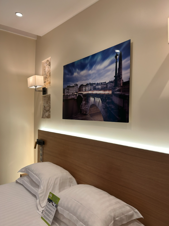 Screenshot 2024-10-18 at 18.01.00